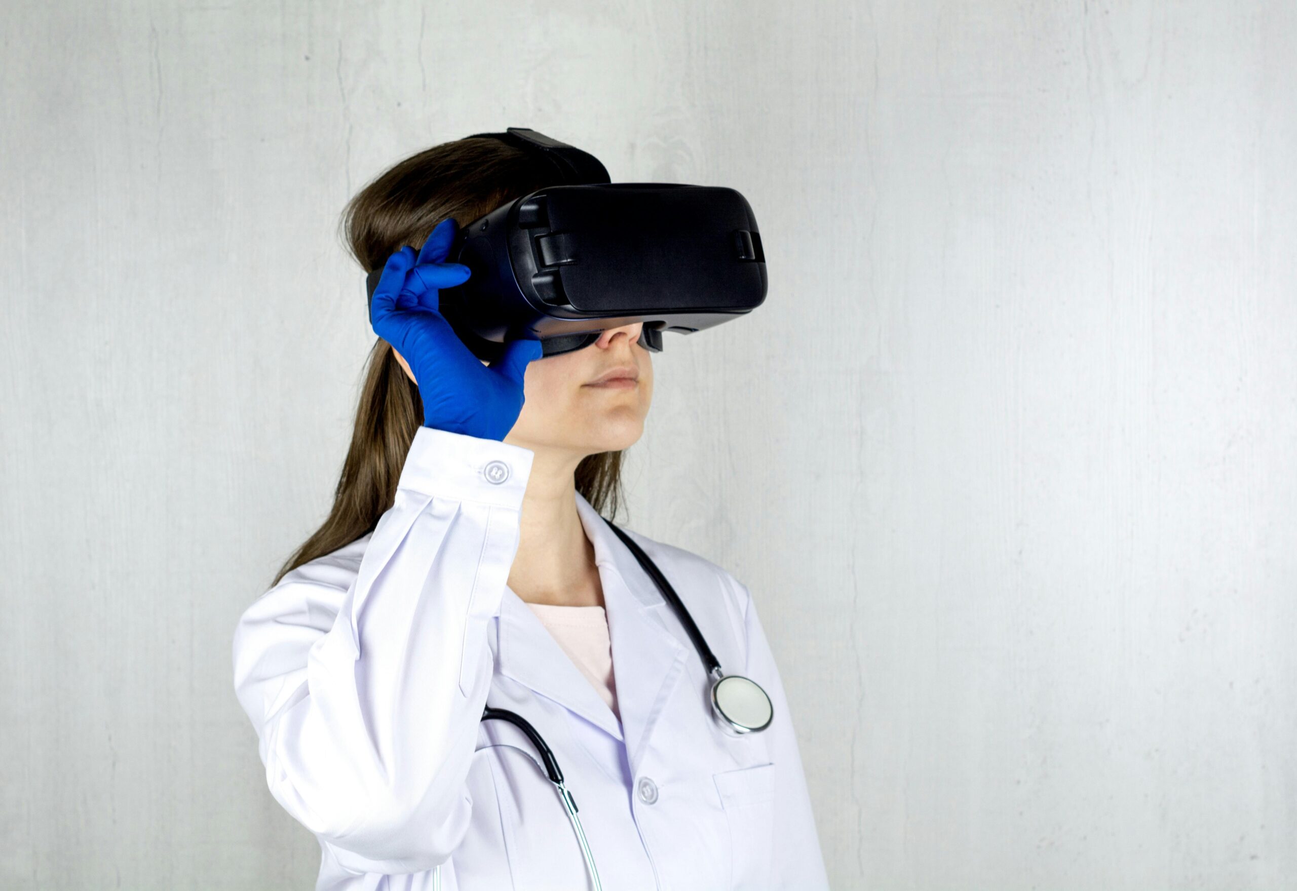 Immersive VR dementia awareness training session